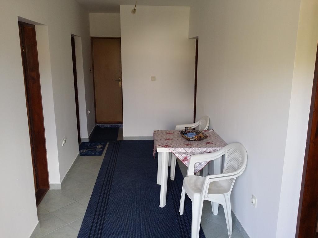 Apartman Tripkovic Bar Exteriör bild